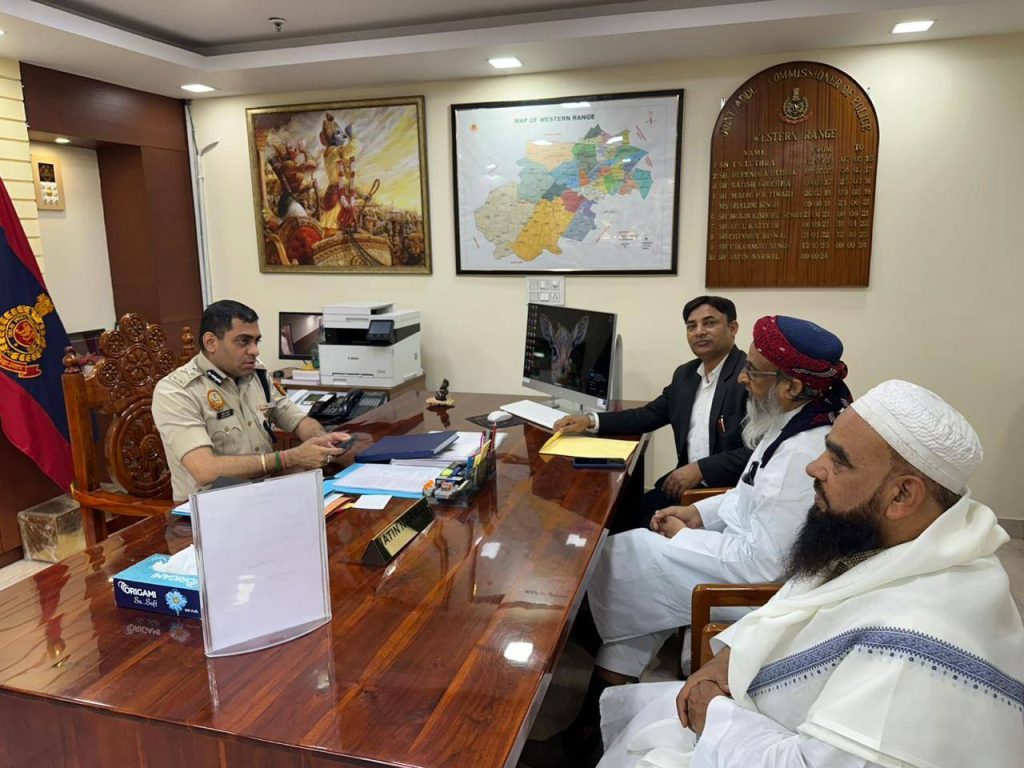 Jamiat delegation meets Joint Commissioner of Police on Uttama Nagar issue